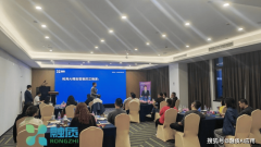 “细胞级定制培训”和“终身技术银行”可能成